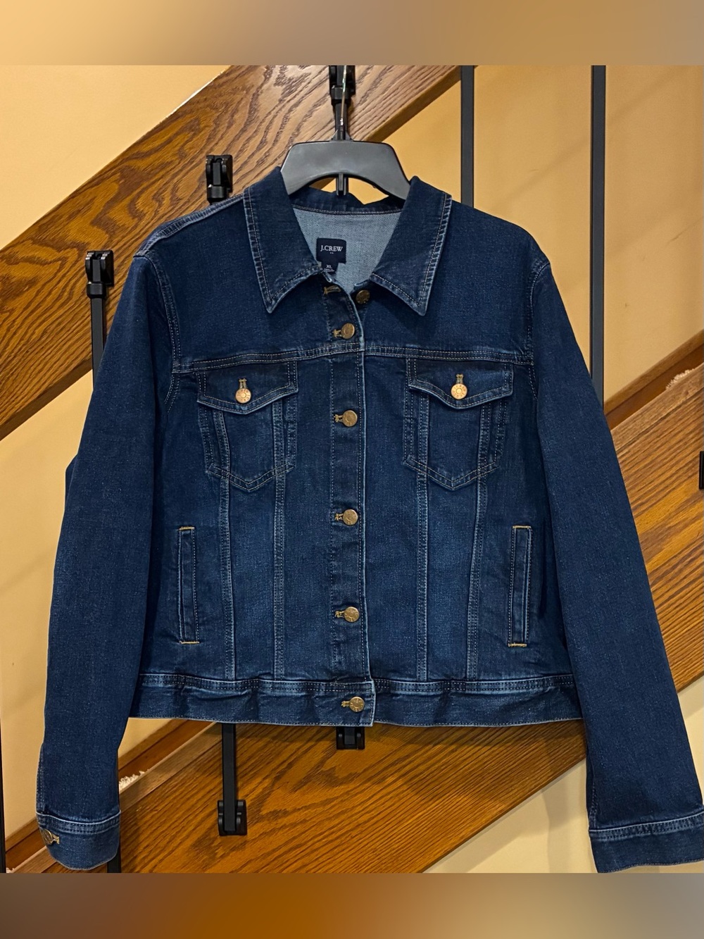 J.CREW Denim Jacket Button Front Collared  Long Sleeve stretch dark Wash SZ. XL